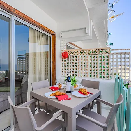 Apartment In Los Gigantes With Beautiful Views Santiago del Teide Exterior foto