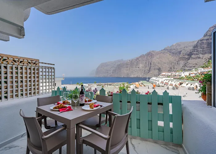 Apartment In Los Gigantes With Beautiful Views